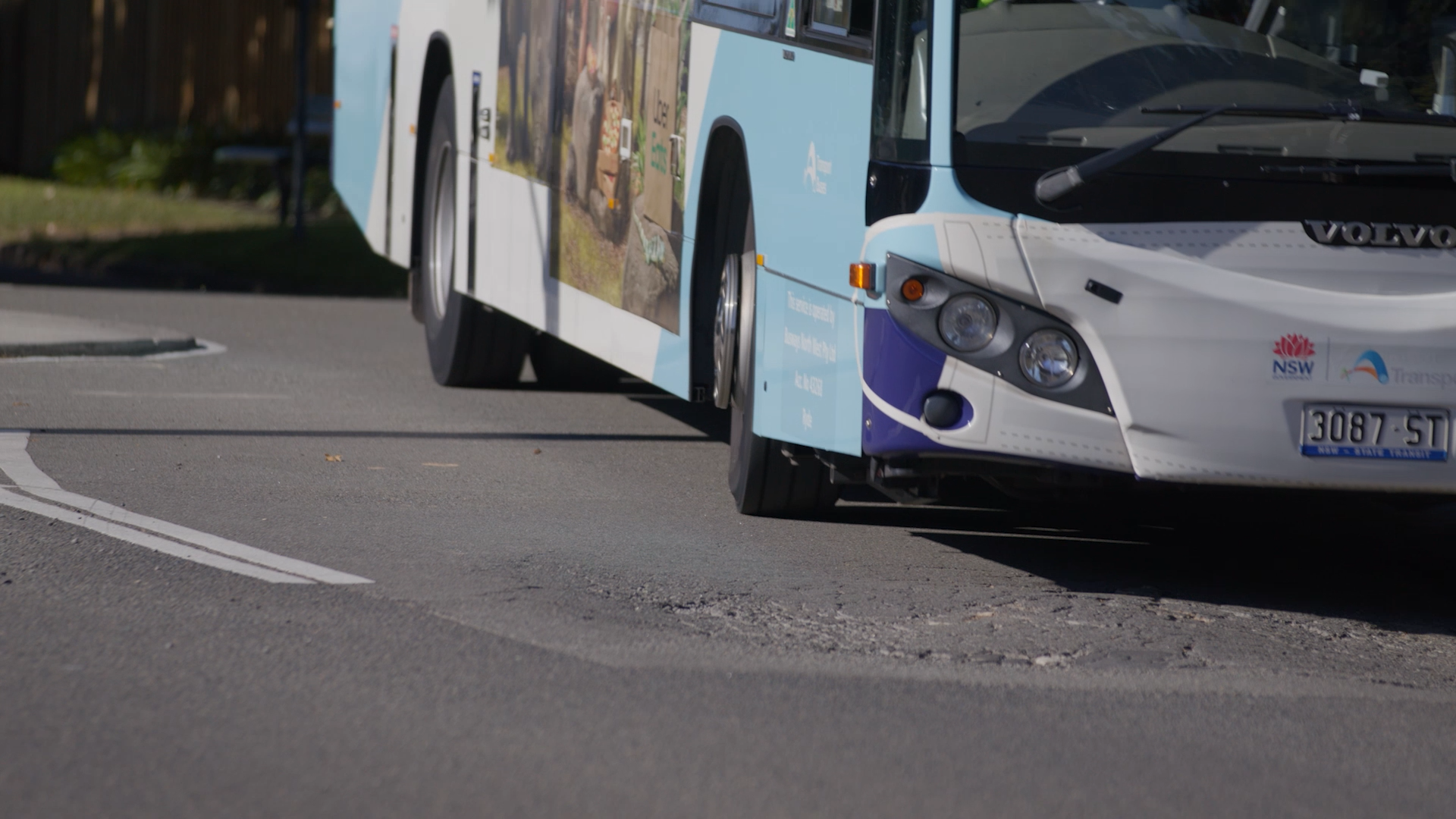 Buses to trial AI in the war on potholes